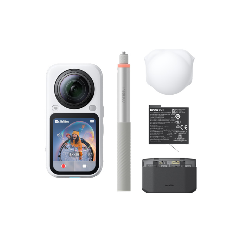 Insta360-X6-Essentials-Bundle-white-1